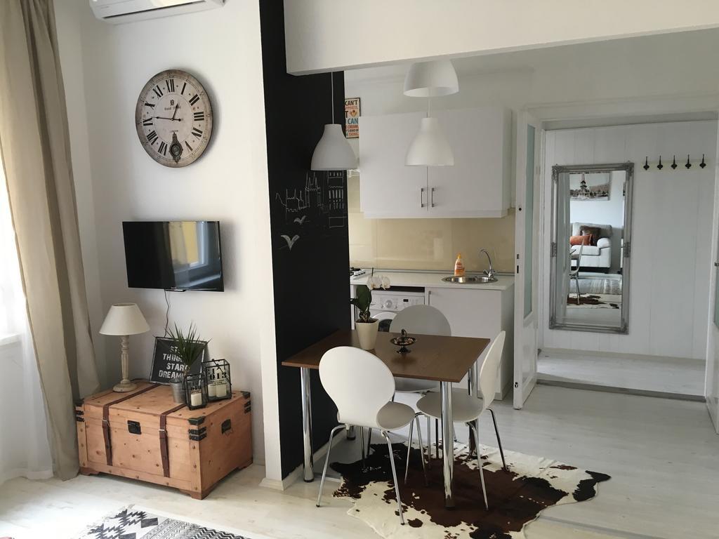 Standard Apartment By Hi5 - Karoly 23 Budapest Exterior foto