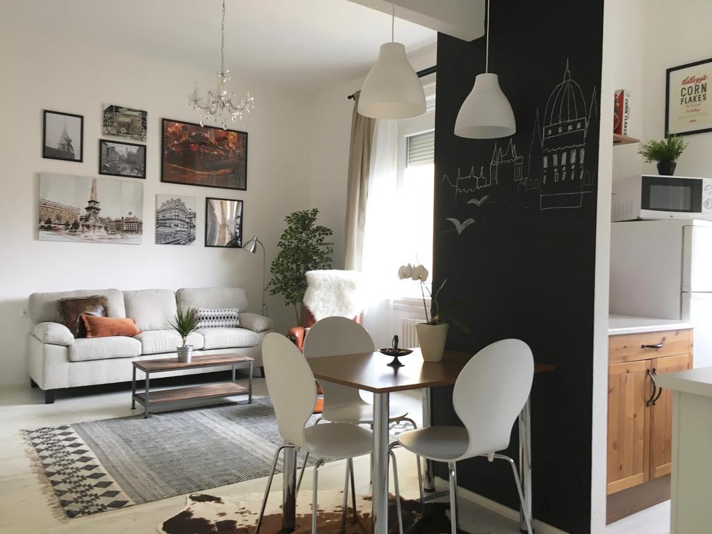 Standard Apartment By Hi5 - Karoly 23 Budapest Exterior foto